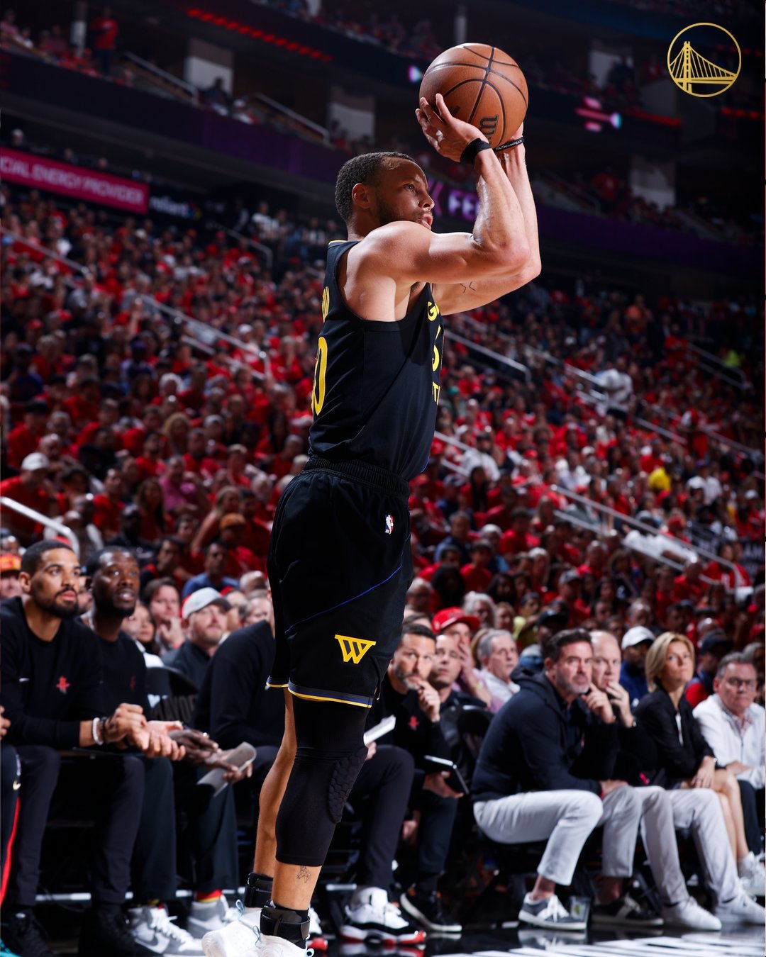 勇士B队绝地反击独行侠,乔治·希尔三分雨点燃全场 勇士B队绝地反击独行侠,乔治·希尔三分雨点燃全场