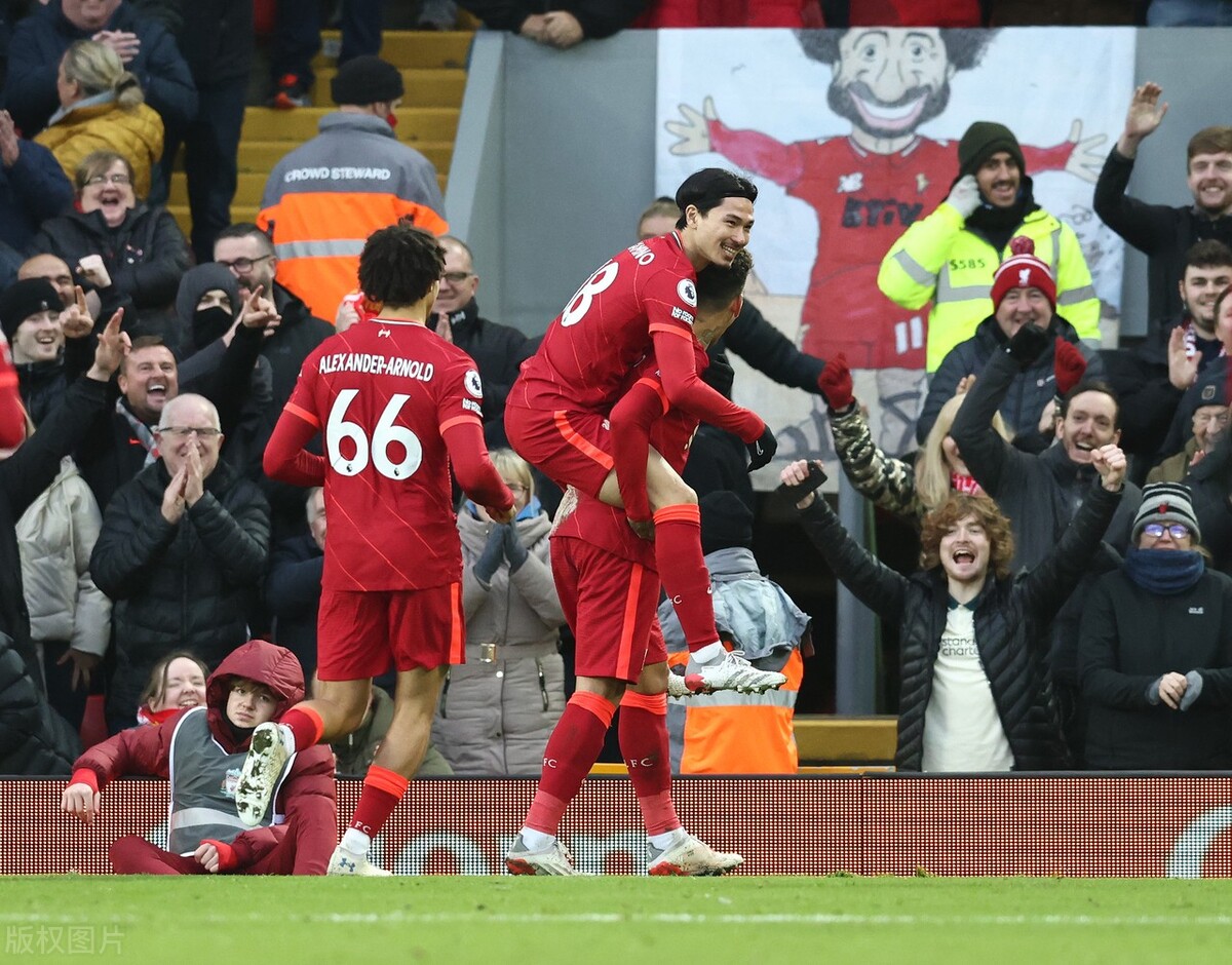 美国碾压勒沃库森，法比尼奥刷新纪录的简单介绍