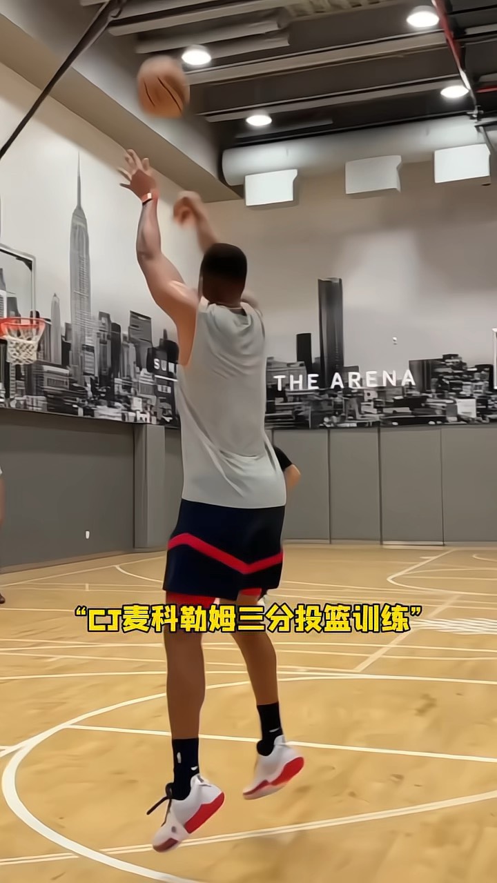 新疆队力克爵士，麦科勒姆统治全场的简单介绍