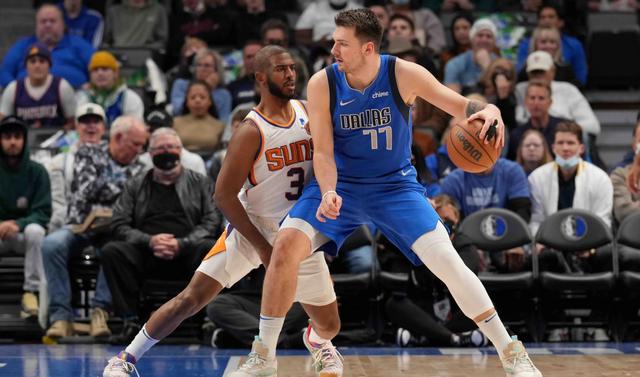 波兰队鏖战瑞典队，波尔扛起全队