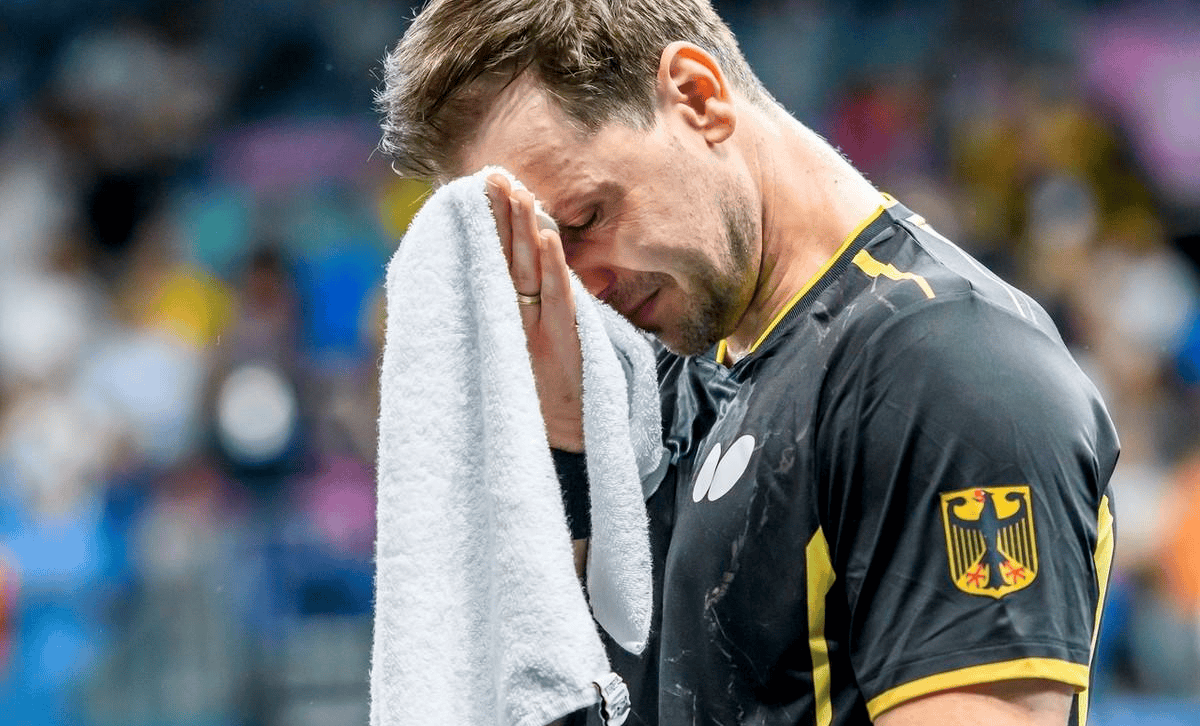 瑞典乒乓球队鏖战中国乒乓球队，波尔送出助攻