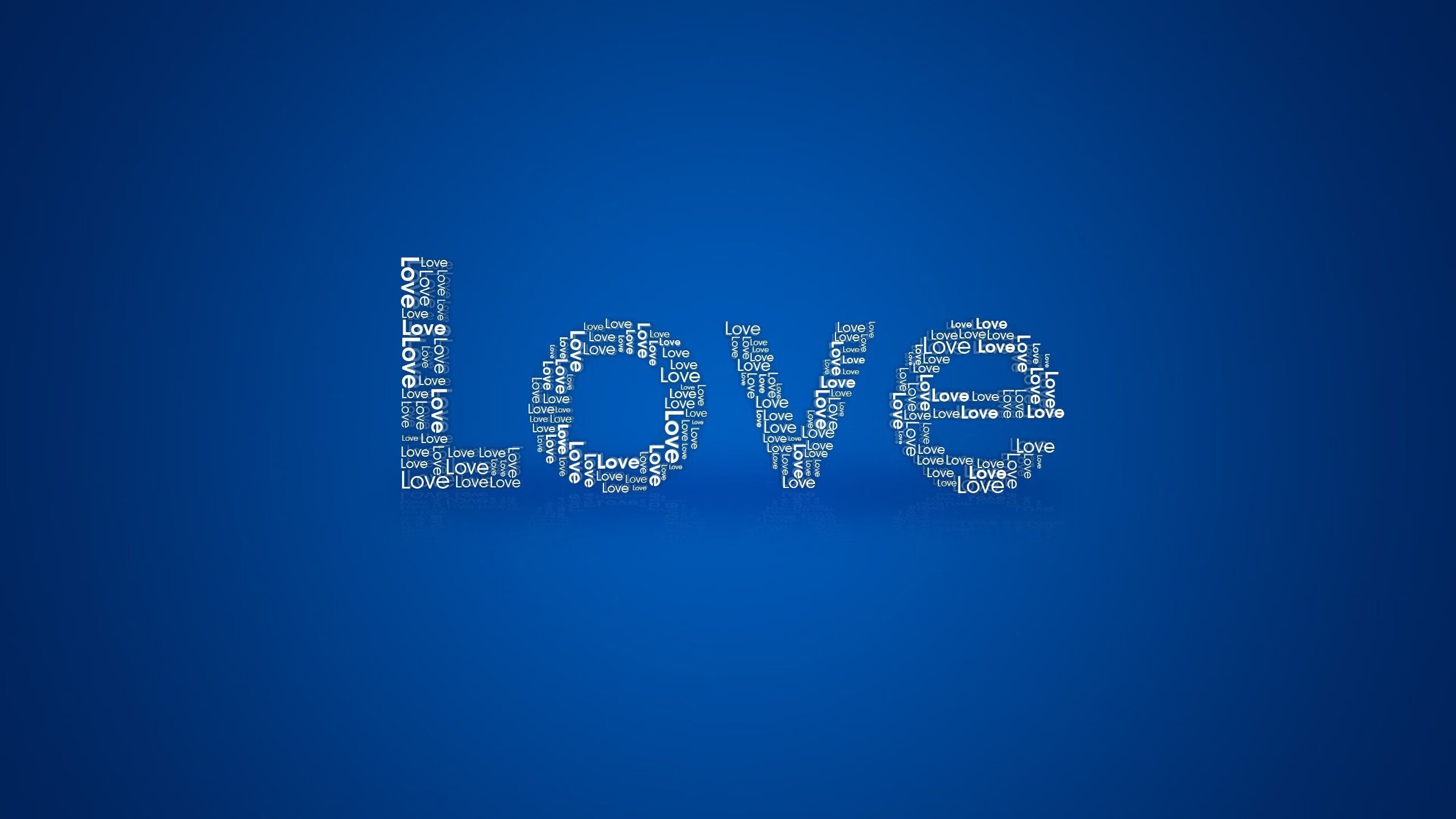 爱游戏官网-拉亚的方向盘与莫拉塔的射门，当F1冠军争夺与世界杯爆冷在命运节点交汇