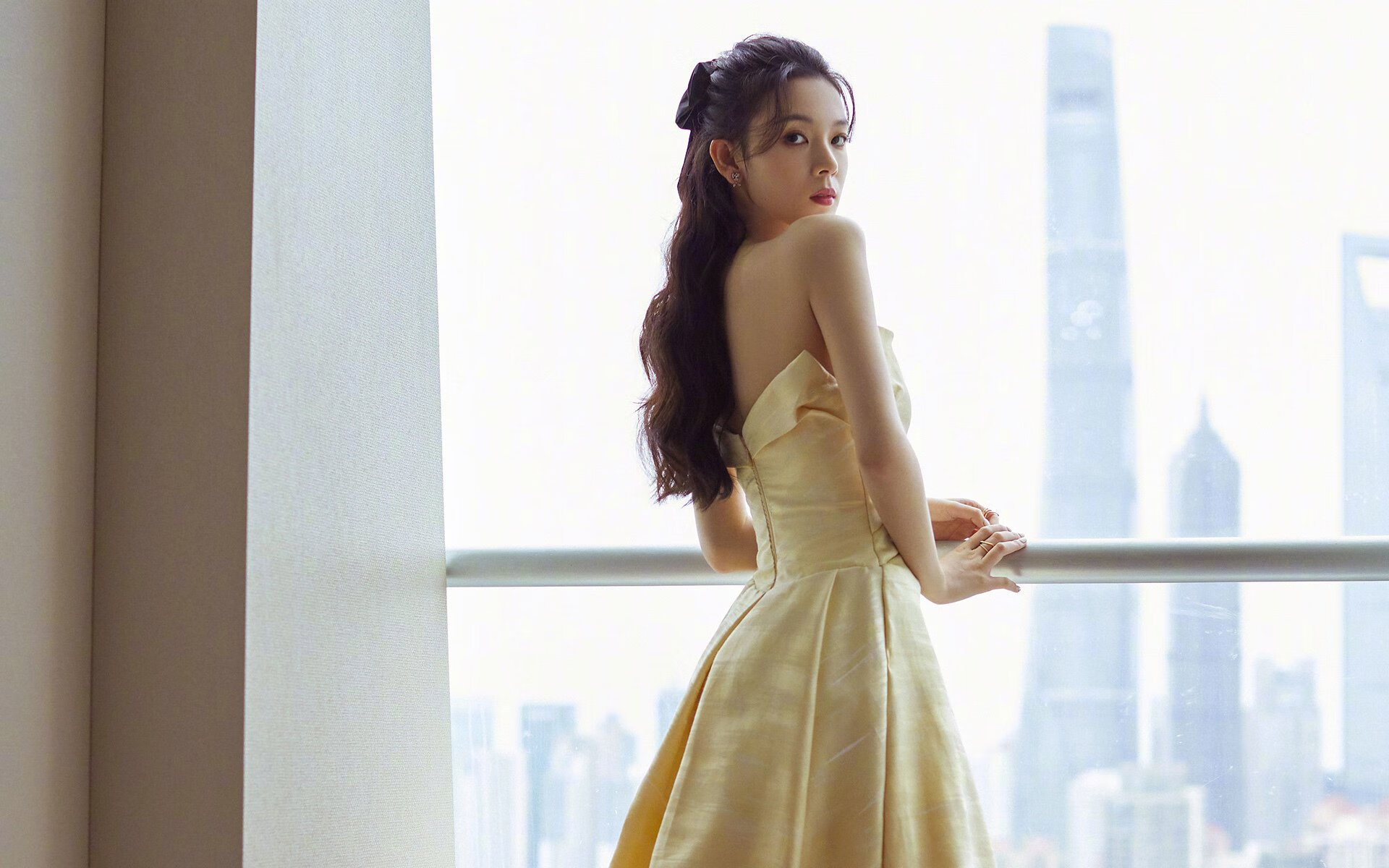 南美风暴席卷威斯特法伦，卢卡库绝杀，厄瓜多尔众将压制大黄蜂