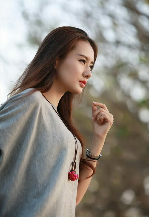 赛道与球场的双线统治,F1揭幕战中的精密计算与掘金队的战术交响